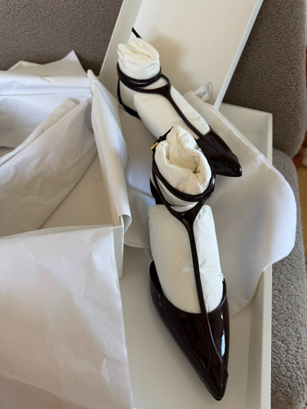 Khaite Mia Pump Patent Leather - Burgundy/Size 40.5 - Picture 6 of 9